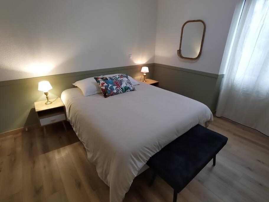 Grand Appartement Avec Jardin Bretenoux المظهر الخارجي الصورة