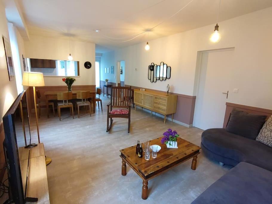 Grand Appartement Avec Jardin Bretenoux المظهر الخارجي الصورة